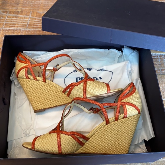 Prada wedges - Picture 8 of 8